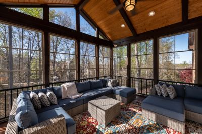 Sunroom with Custom Features